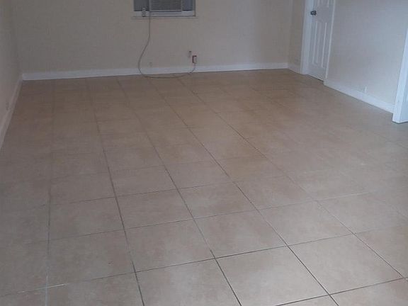 2nd image of 8411 Biscayne Blvd #C