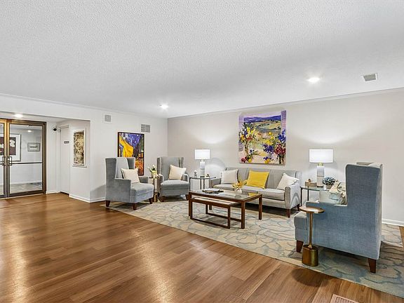 3rd image of 150 Thompson Dr SE APT 224
