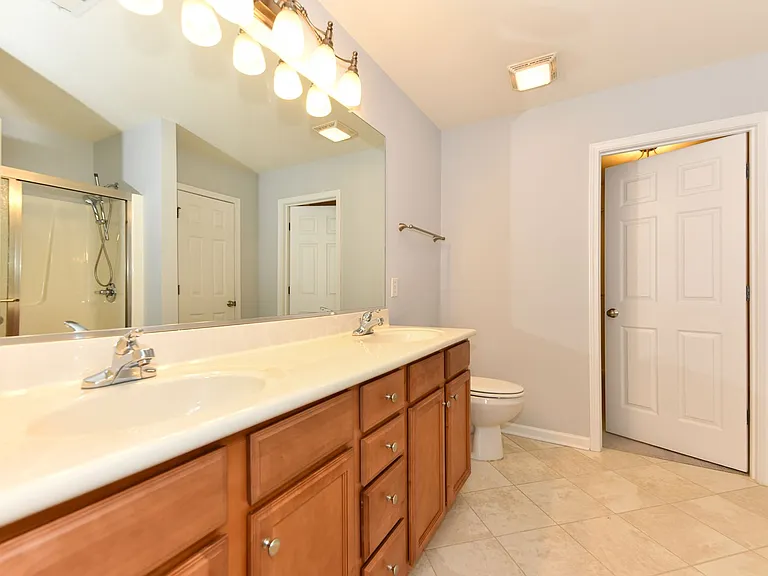 5011 Harness Ln — Photo 20