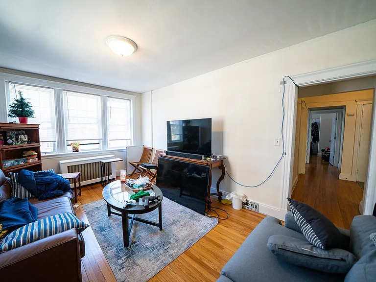 58 Selkirk Rd #12 — Photo 1