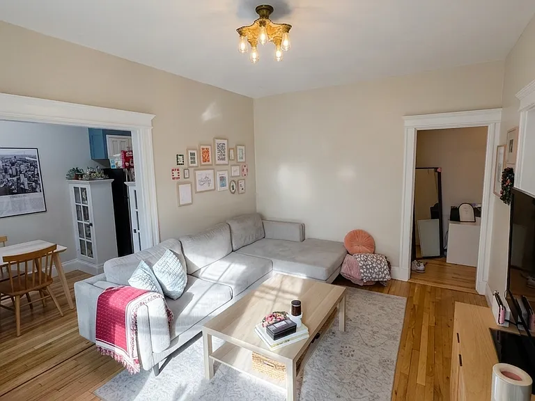 1 Crawford St #2 — Photo 2