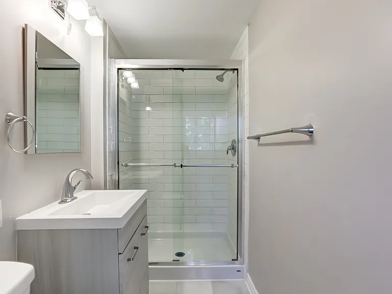 138 Memorial Ave #A — Photo 14