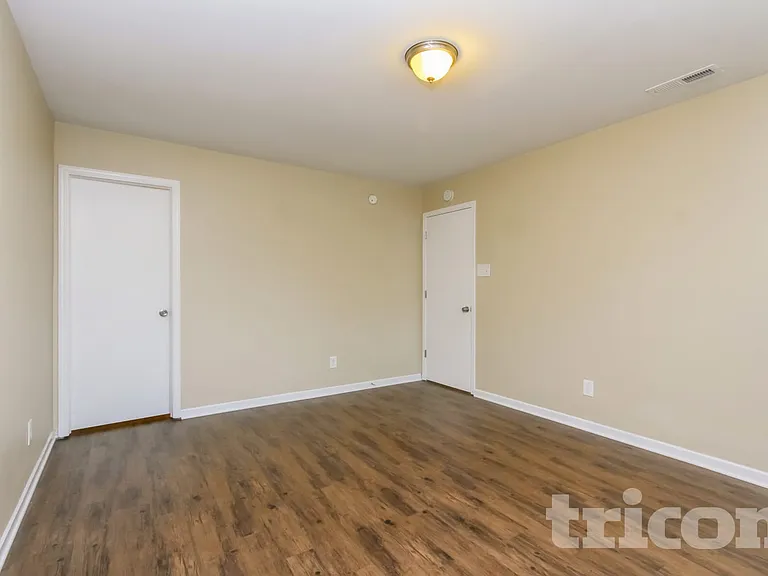 1615 Blue Grass Pkwy — Photo 6