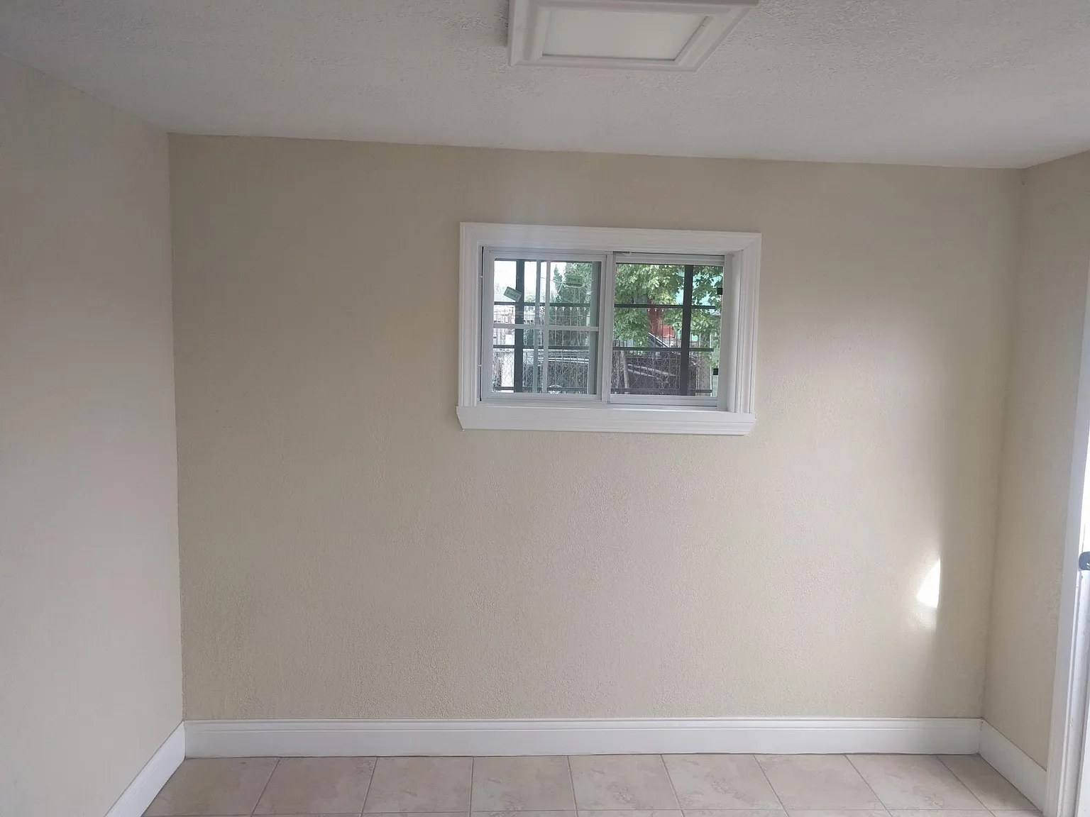 2 bed, 1008 sqft, $1,500 — Photo 4