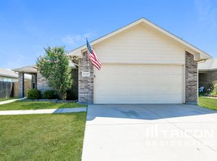 2125 Beacon Way, Fort Worth, TX 76140