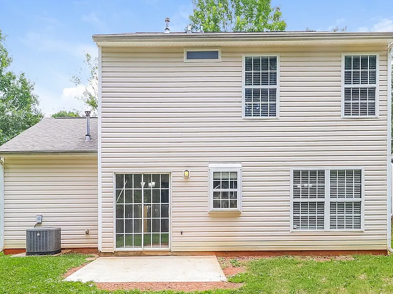 211 Winding Canyon Dr — Photo 17