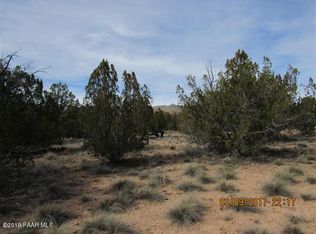 26050 W Highway Rd, Seligman, AZ --