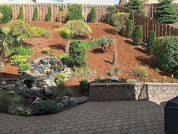 3rd image of 6610 Elizabeth Ave SE
