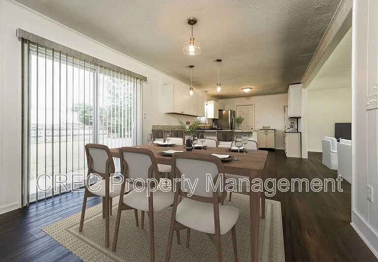 7744 Allwood Ave — Photo 9