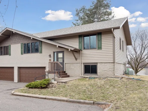 1570 Bellows St, West Saint Paul, MN 55118