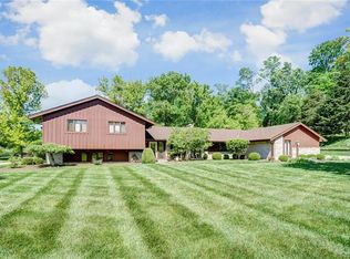 651 Thornbury Dr, Dayton, OH 45459