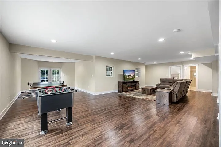 109 Seth Dr — Photo 42