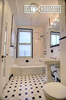 Rented by Citi Habitats | media 7