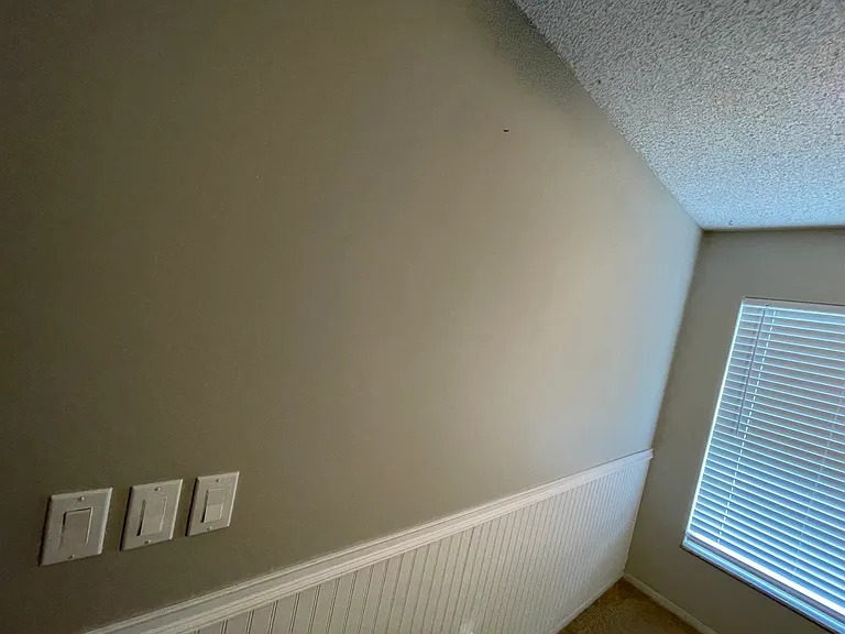 601 Ascot Cir — Photo 22
