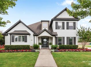 868 Clinton Cir, Springdale, AR 72762