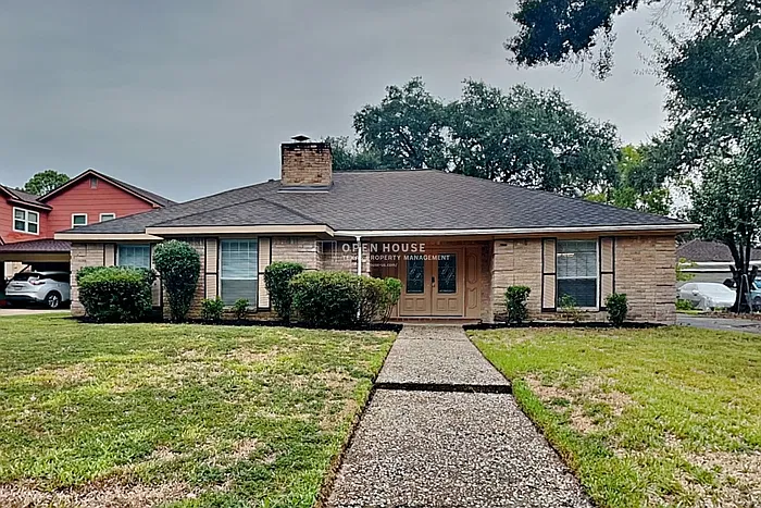 18014 Winsford Dr