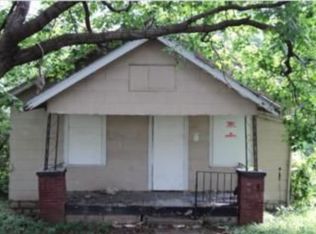 3021 Elmwood Ave, Kansas City, MO 64128