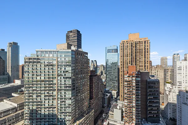 Sold by Corcoran | media 8
