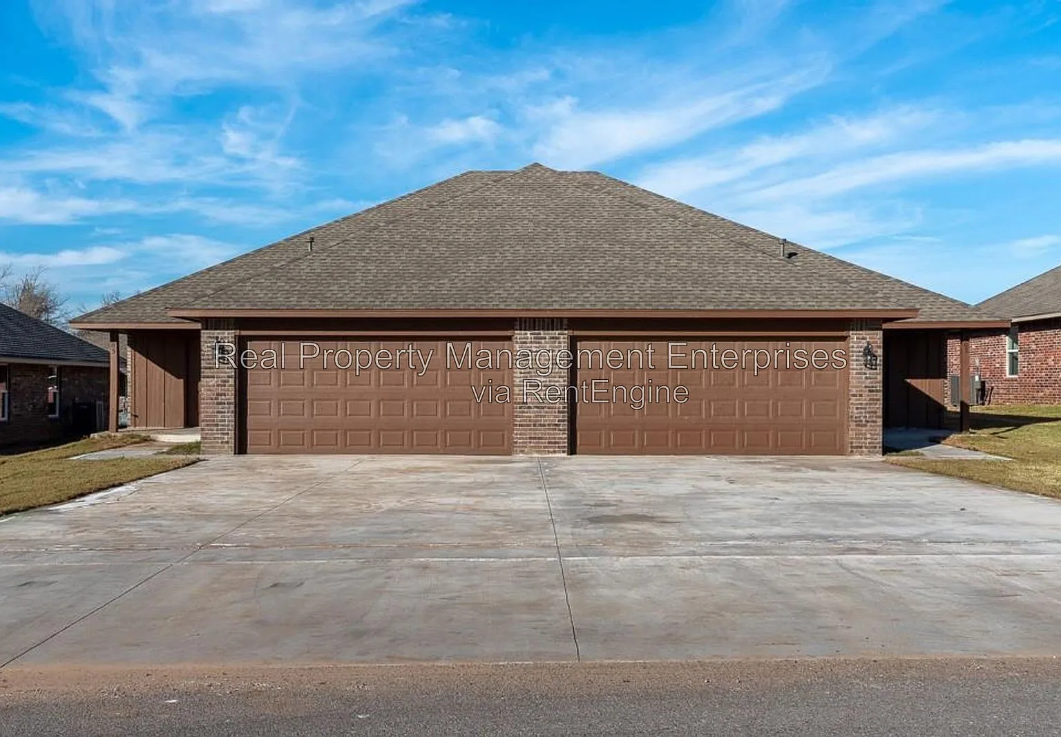 3 bed, 2.0 bath, 1222 sqft, $1,325 — Photo 2