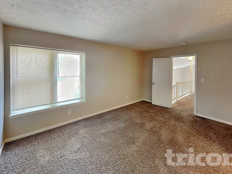 6907 Tartan Ct — Photo 9