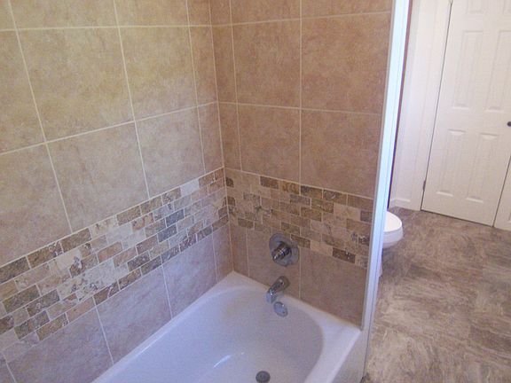 TILED SHOWER