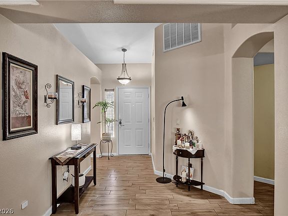2nd image of 4210 Chicory Cir