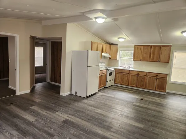 743 Three Bridges Estates Cir, Jacksonville, NC 28540