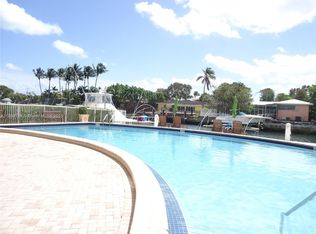2020 NE 135th St APT 302, North Miami, FL 33181