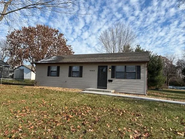 1940 Roosevelt Ave, Belleville, IL 62226