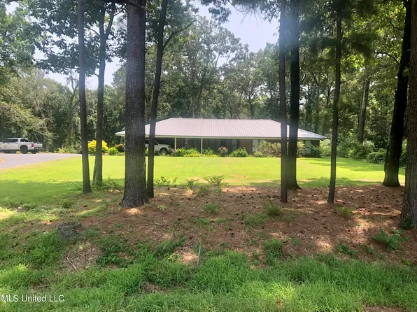 15380 Highway 35 S, Batesville, MS 38606