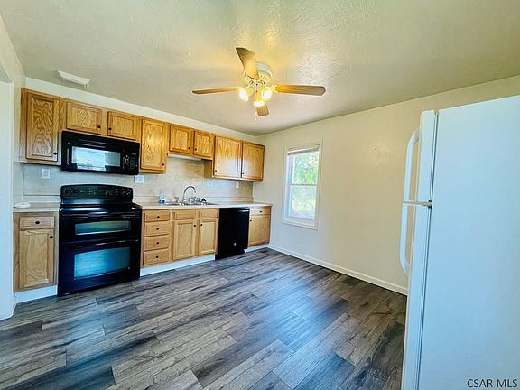 5th image of 2724 Bedford St #2