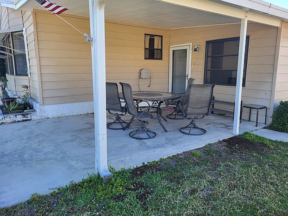 2nd image of 26237 Squire Ln