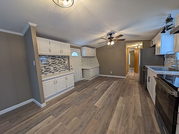 Kitchen left Side