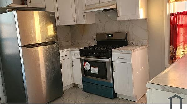 1st image of 88 Morris St Floor 2