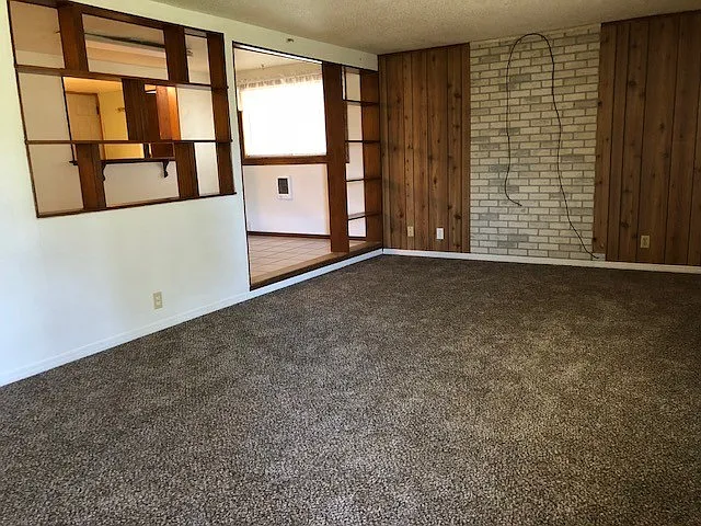 9436 Beacon Rd NE — Photo 5