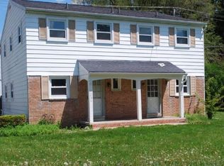 1246 Haslett Rd, Haslett, MI 48840