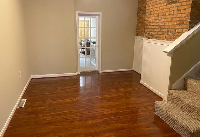 1237 Battery Ave — Photo 1