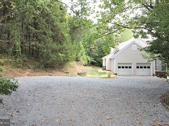 3rd image of 9291 Lee Hwy