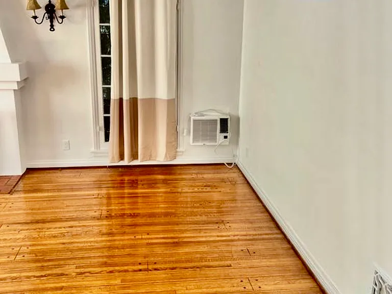 1452 S Sherbourne Dr — Photo 5