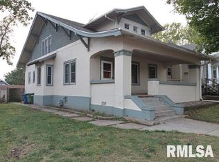 509 10th Ave S, Clinton, IA 52732