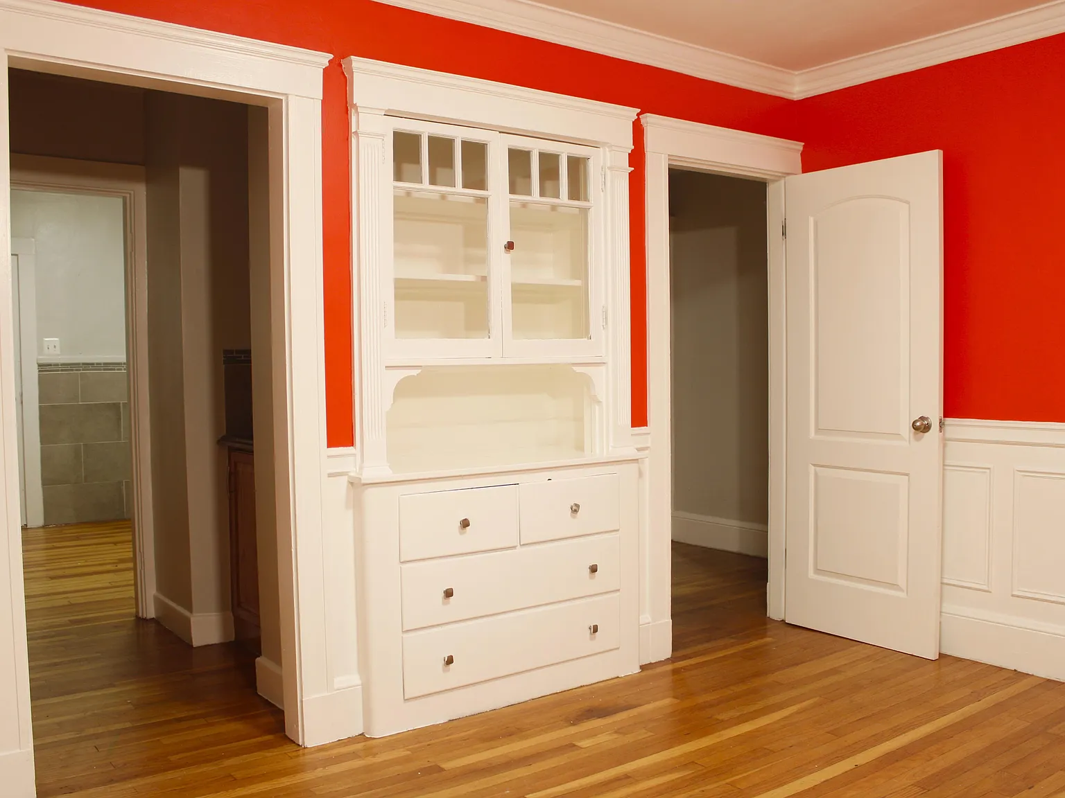 3 bed, 1200 sqft, $3,500 — Photo 4