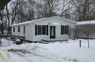 2nd image of 5570 Lake Grove Dr
