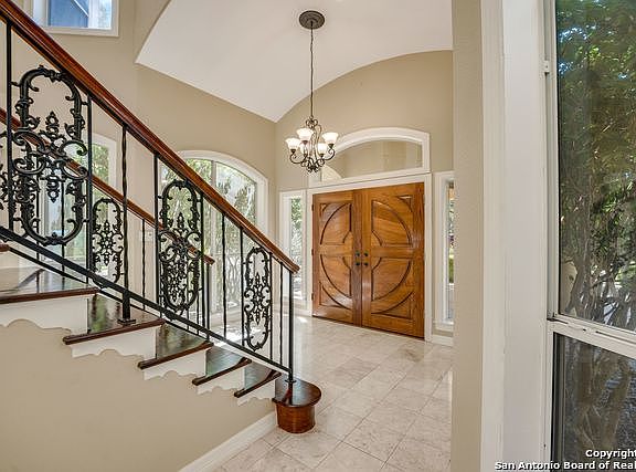 5th image of 7 Remington Cir
