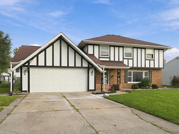 3rd image of 4225 Richfield Ln
