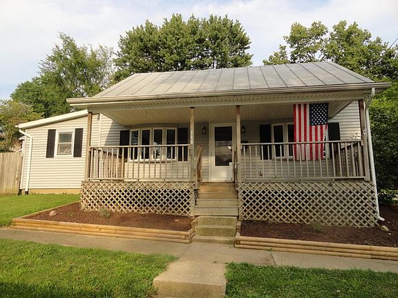 3rd image of 118 N Rich St
