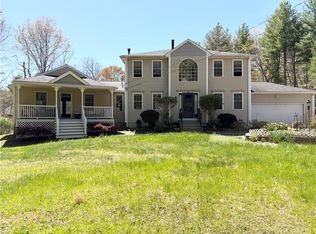 771 Gibson Hill Rd, Coventry, RI 02827