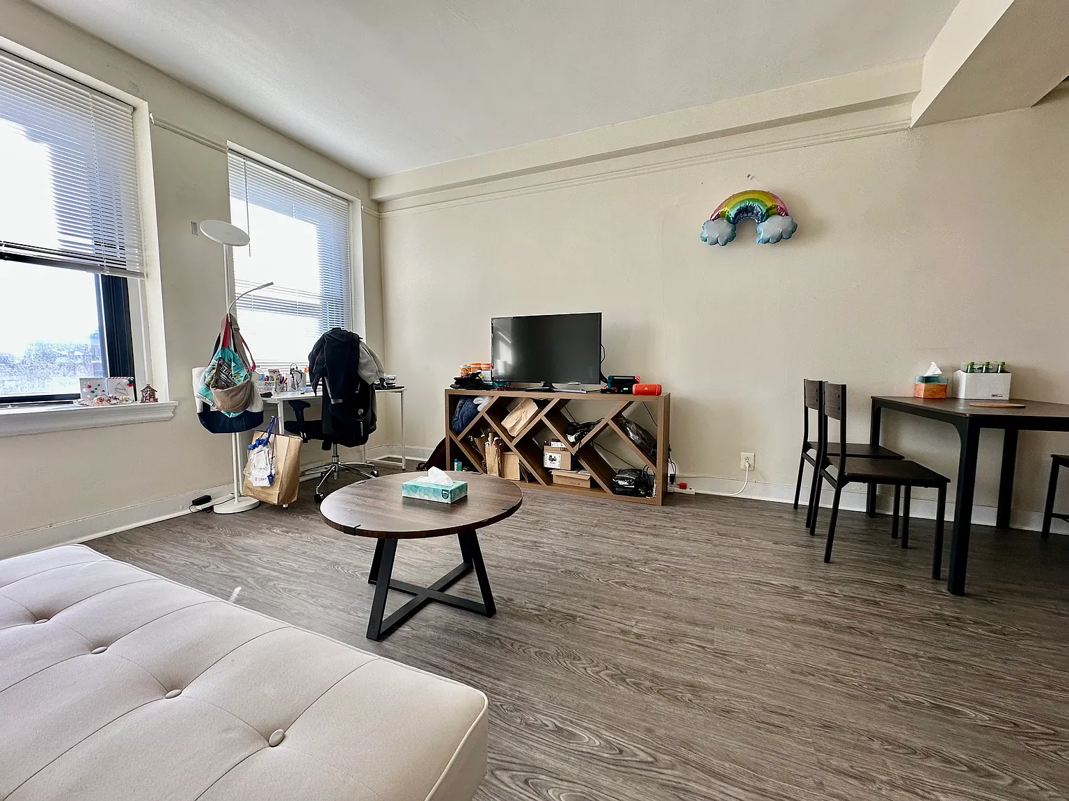 2 bed, 800 sqft, $3,800 — Photo 3