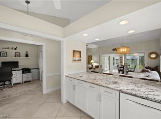 1101 McGregor Park Cir, Fort Myers, FL 33908