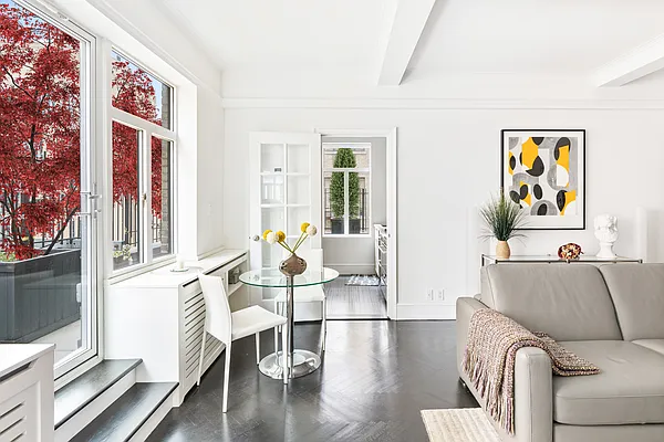 Sold by Compass | media 3