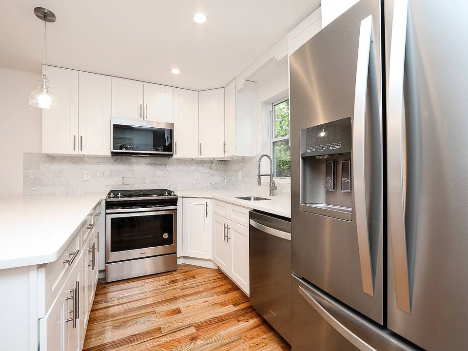1st image of 11464 226th St